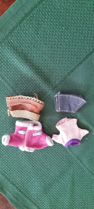 Ubranka dla małych lalek