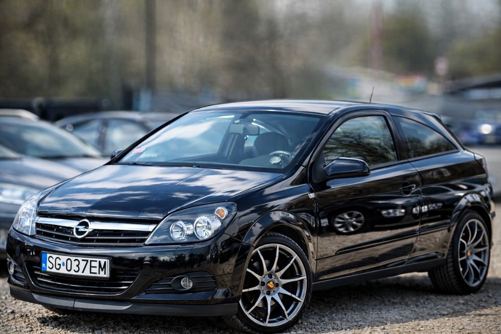 Opel Astra GTC - Felga Tomason 18' - SuperMan