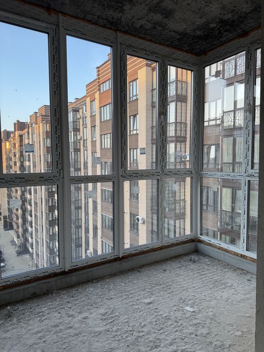 3-кімнатна квартира з великою кухнею 23 кв м новобудова