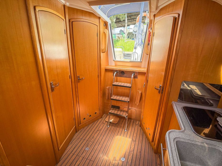 Sprzedam jacht MAXUS 33