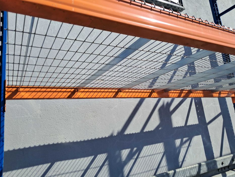 Półka wypełnienie z siatki siatka do regału długa 113cm głęboka 110cm