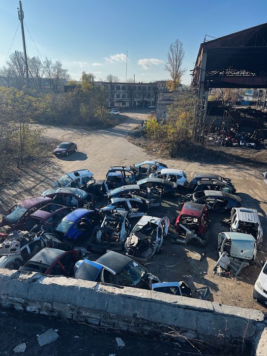 Запчасти авто кузова Chevrolet volt 1 2 запчастини кузова вольт 1 2