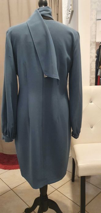 Sukienka z długim rękawem