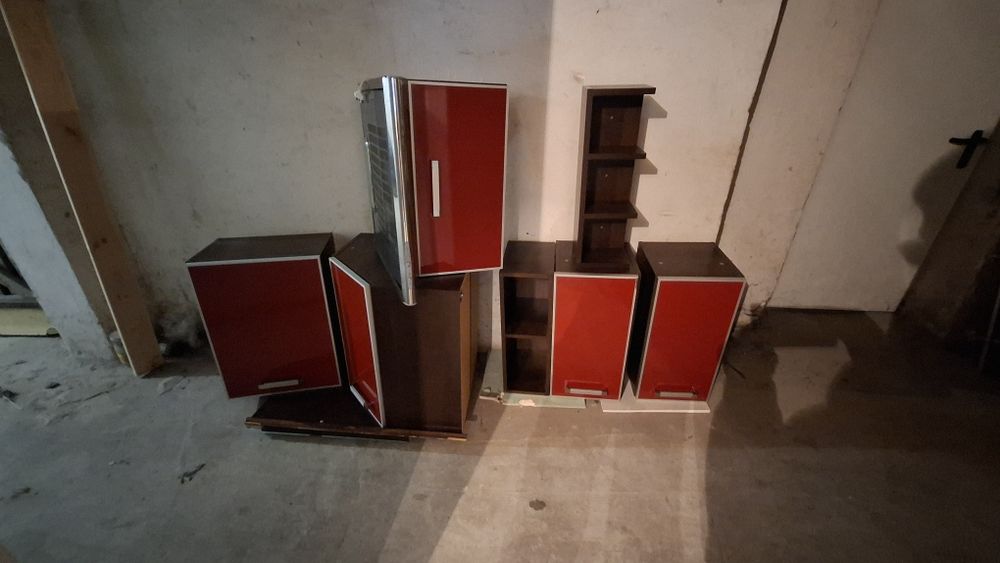 Meble kuchenne wiszące z okapem- Dostępne do soboty