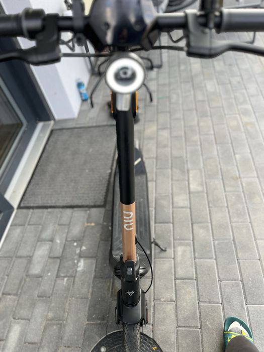 Niu Kick Scooter KQi3 Pro 350 W 32km/h 50km 10"