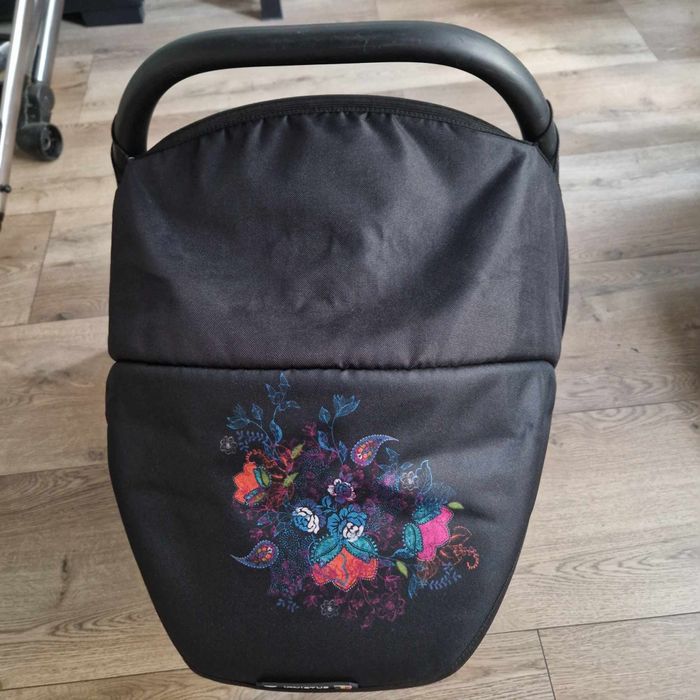 Dzień dobry sprzedam fotelik samochodowy  z firmy invectus V plus