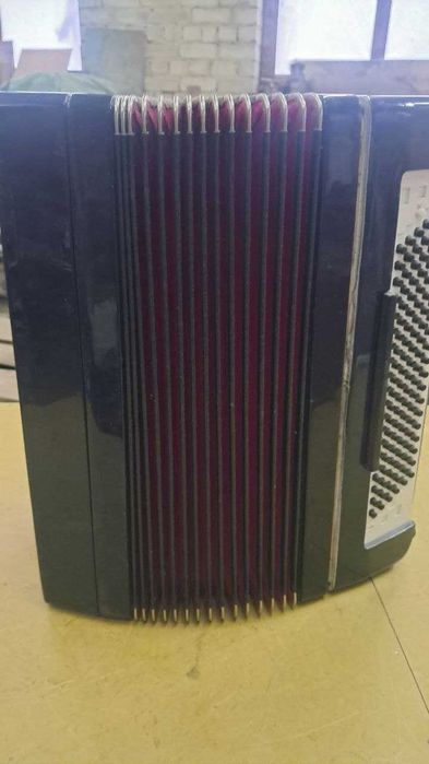 Баяни Старт корпуси