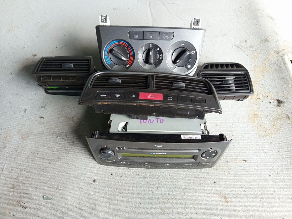 FIAT PUNTO GRANDE PUNTO PANEL NAWIEWU KRATKI