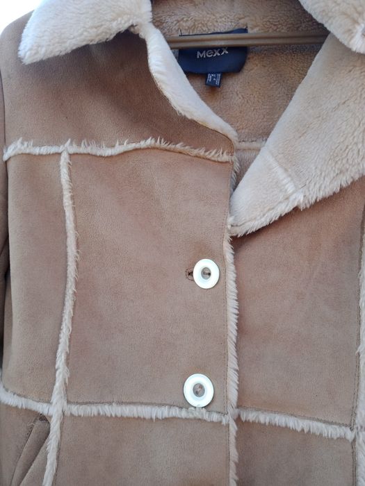 Дублёнка современная бежевая