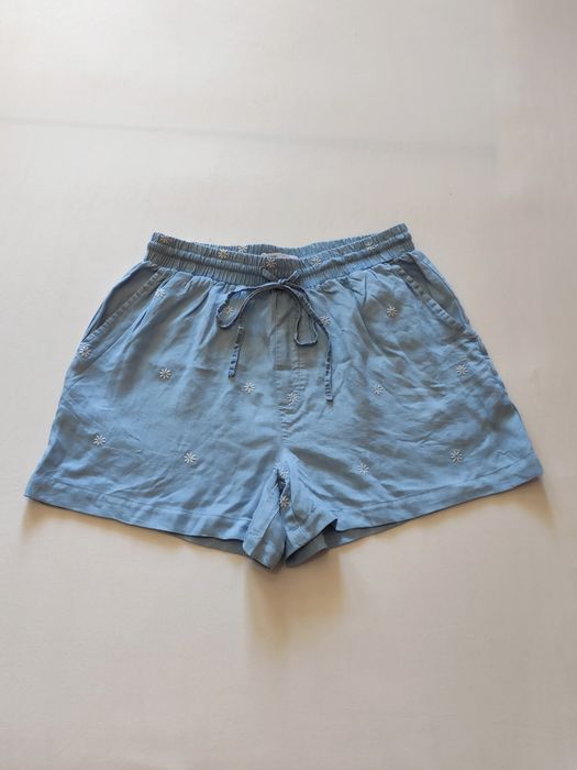 Letnie spodenki na gumce S/M szorty w stokrotki Sinsay 100% lyocell