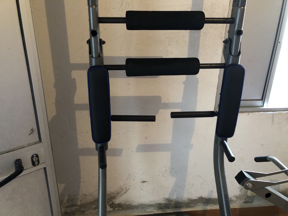 Cadeira romana esta como nova nunca foi usada