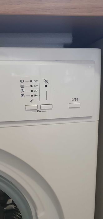 Maquina de Lavar roupa - Modelo FAR-LAV6051PA++