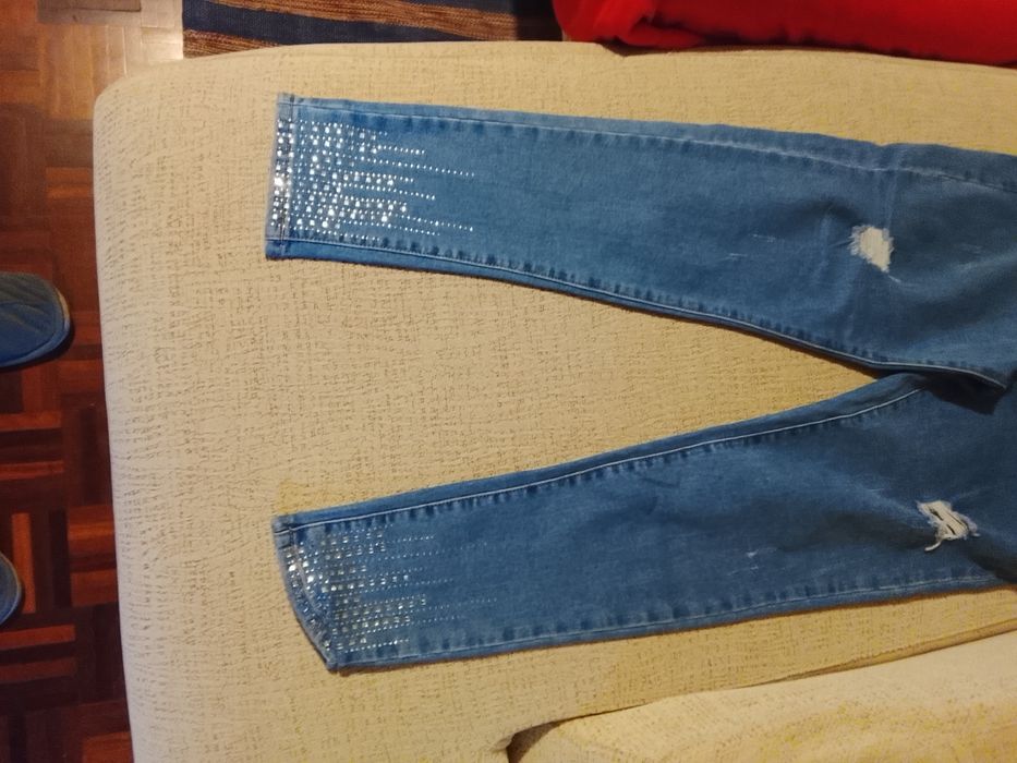 Vendo calcas de ganga como novas