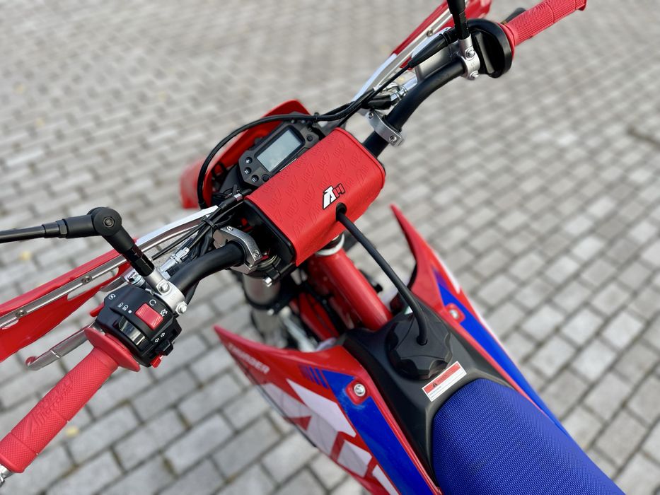 Мотоцикл  THUNDER Apollo 300