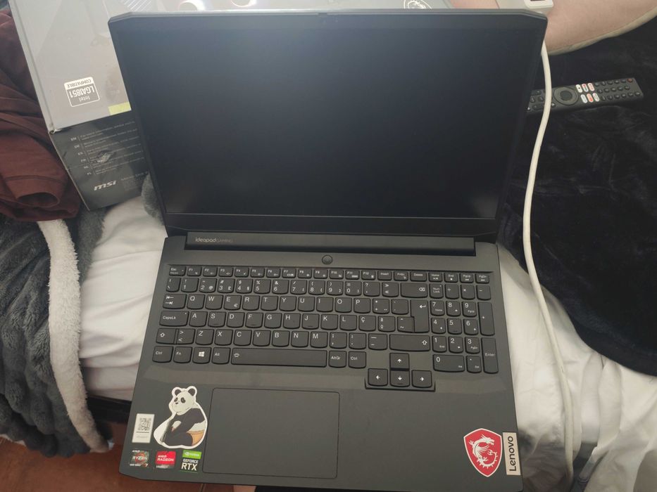 Portátil LENOVO IdeaPad Gaming 3