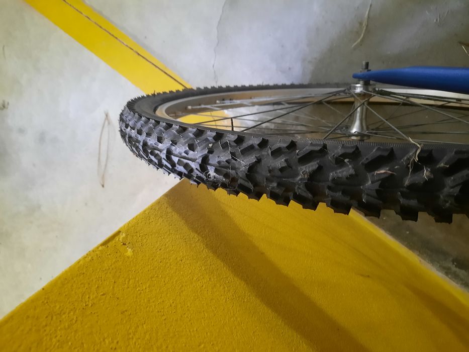 Bicicleta Mountain Bike