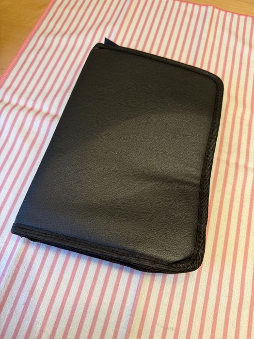 Rozrusznik samochodowy 1500A 12V + powerbank i latarka LED