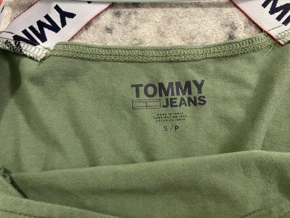 Боди-майка з V-образным вирезом Tommy Hilfiger / Tommy Jeans
