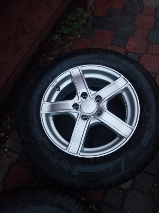 Całe Koła Zimowe Kia  Hyundai 16" 5x114.3  6.5J ET38 TPMS