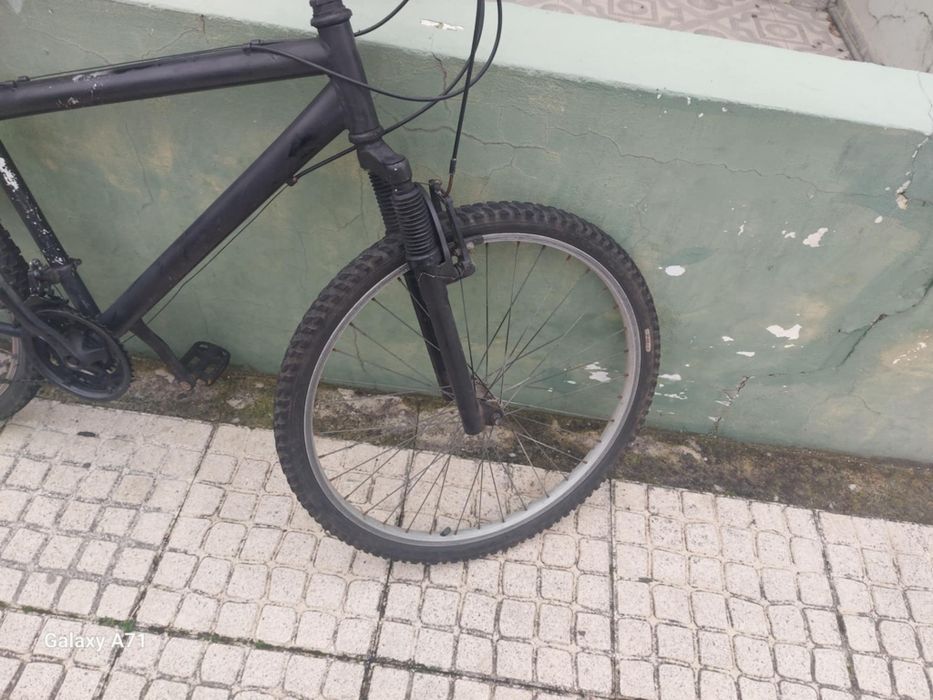 Vende se bicicleta