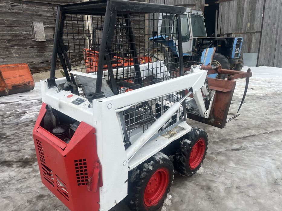 Miniładowarka bobcat 300