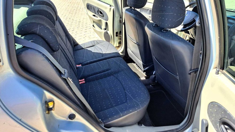 Renault Clio 1.5 Dci Expression apenas 160mil kms