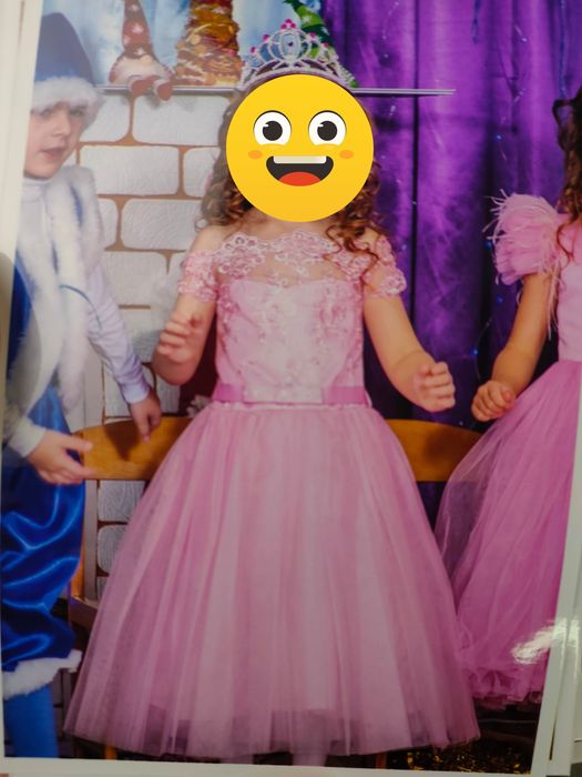 Нарядное платье.