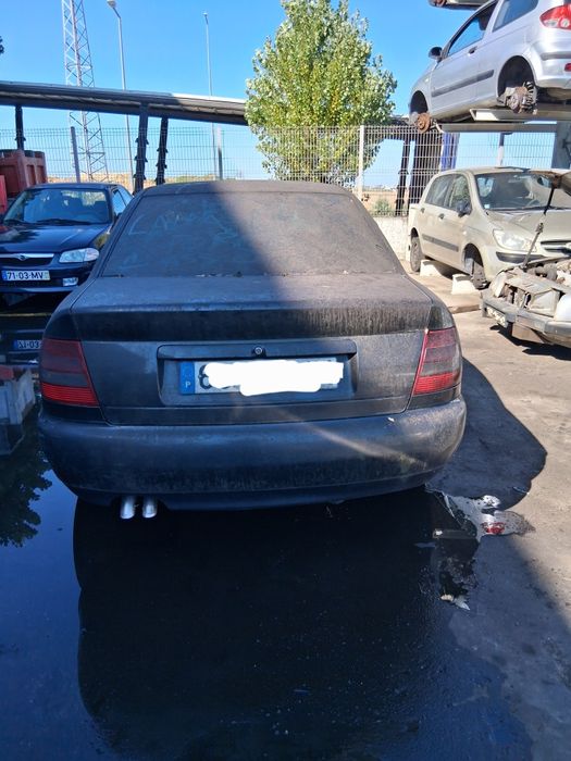 Audi A4 para peças