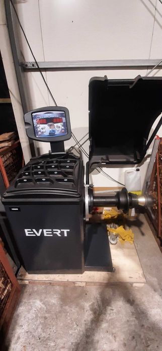 Wyważarka do kół Evert BP68 nowa FV akcesoria