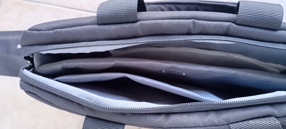 Mala para tablet ou computador portátil  33x22