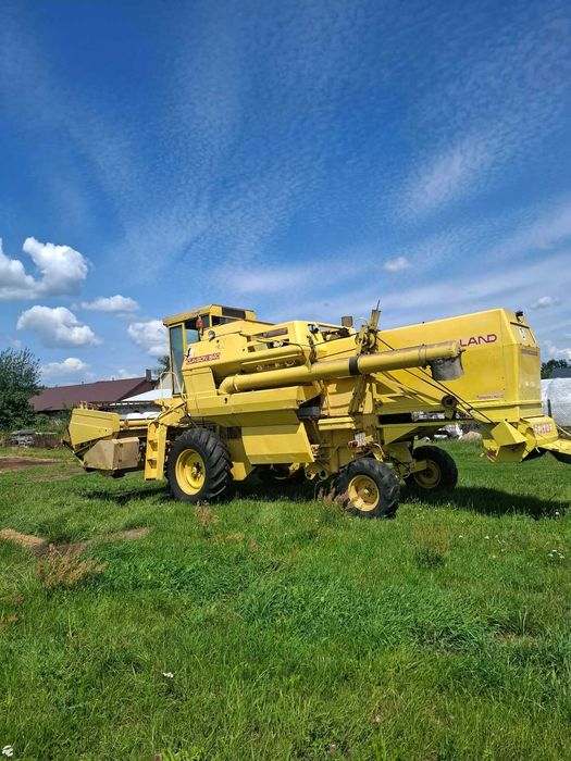 New Holland 1540/ Claas Dominator 86