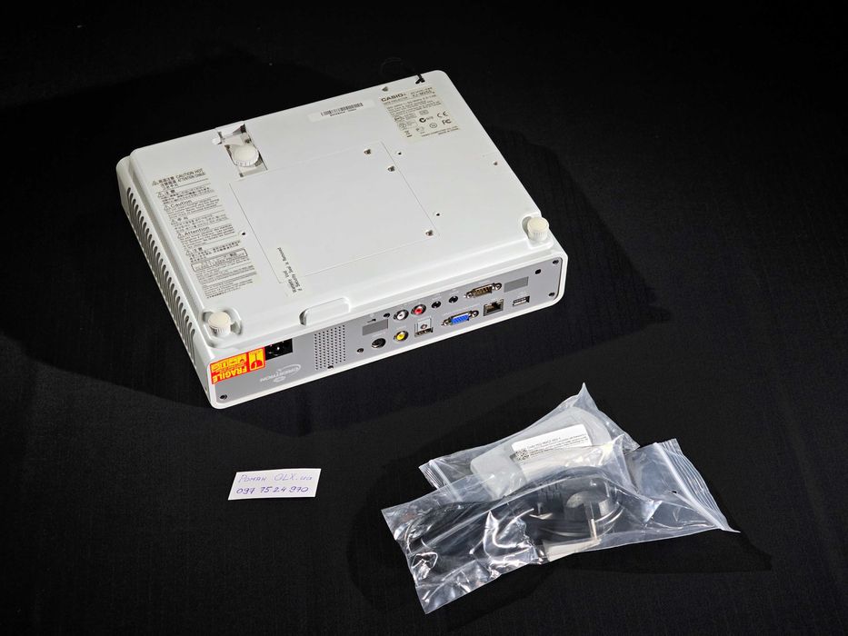 Проектор LED+Лазер Casio XJ-M141/M140 XGA 1024x768 , 2500лм