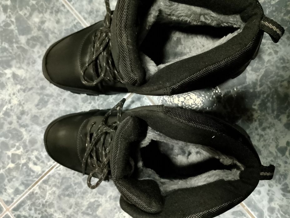 Buty ocieplane męskie   KMB raz założone traper rozmiar 46