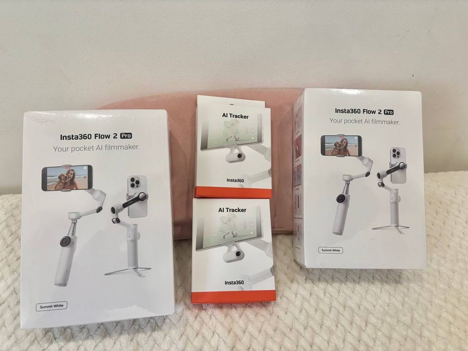 Стабілізатор Insta360 Flow 2 Pro + Insta360 Ai Трекер