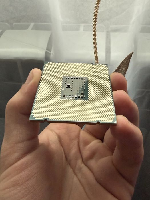 Intel Xeon E5-2690 v3 (SR1XN) LGA2011-3