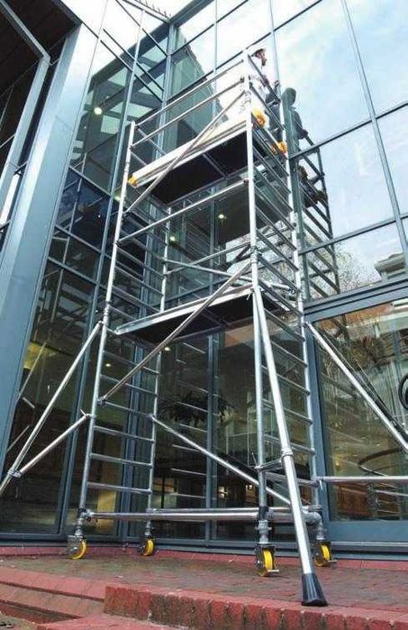 Rusztowania aluminiowe przejezdne Wynajem - Atrakcyjne Ceny!