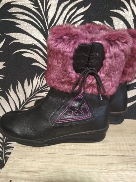 Шкіряні фабричні сапожки