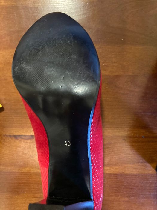 Buty czerwone polski producent