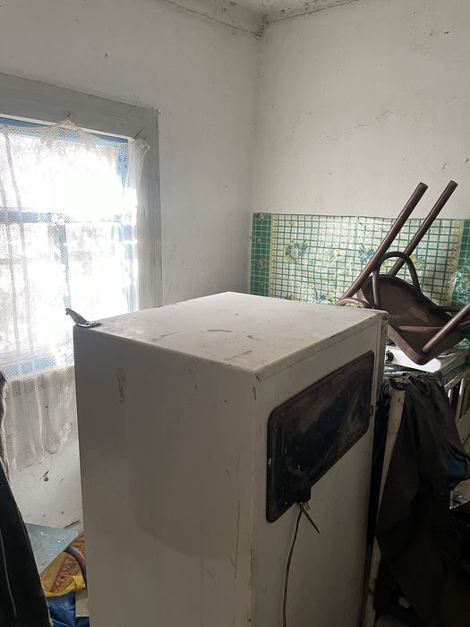 Будинок разом з земельною ділянкою