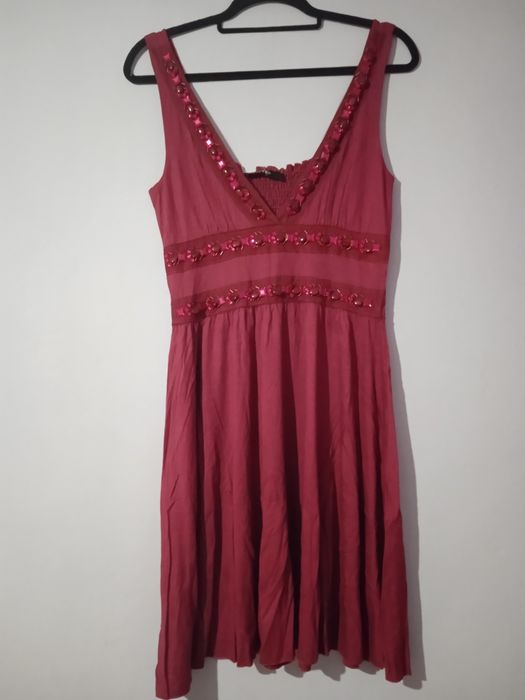 Sukienka 40 zdobiona