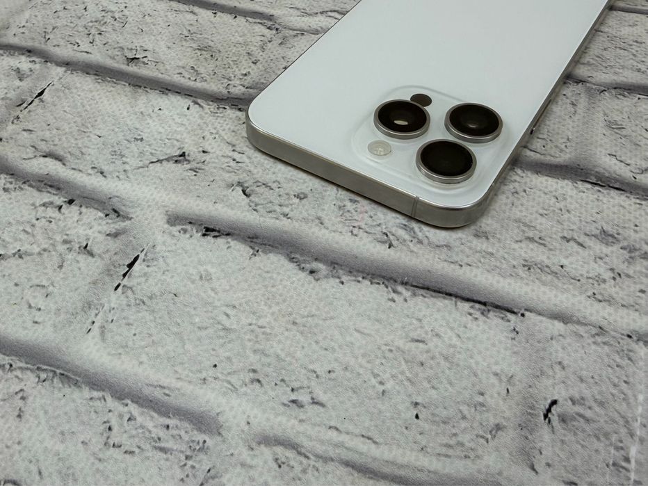 Iphone 15 Pro Max 512gb neverlock Global Titanium White 840$