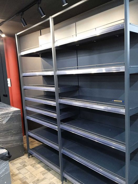 Торгові стелажі. Каса прилавок. Торгове обладнання. Вітрина стелаж