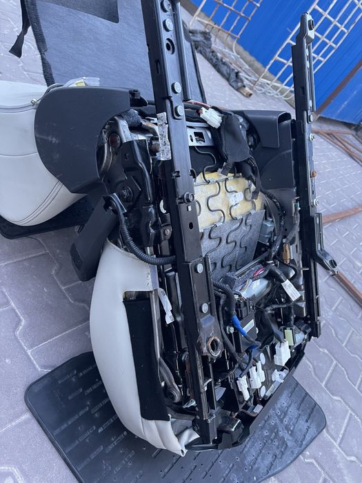 Датчики подушки безопасности передний правого сидения Infiniti  Q60