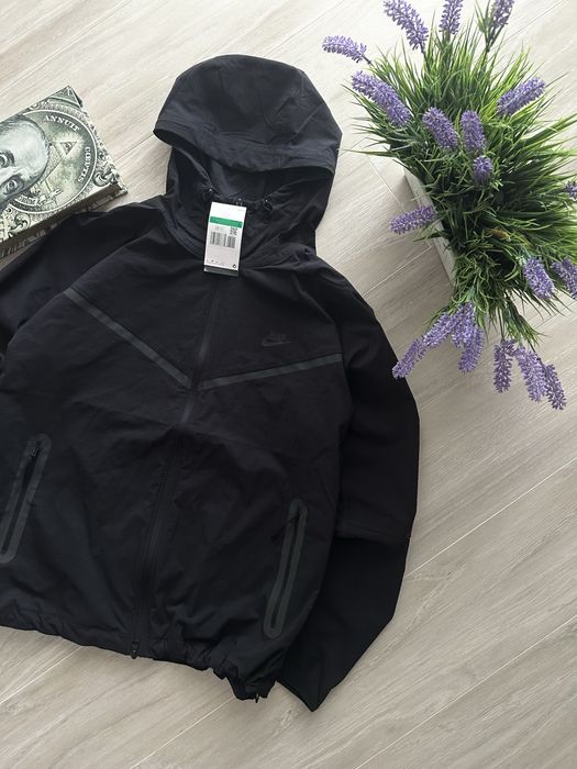 Вітровка Nike Tech Woven Jacket | HM7151-010