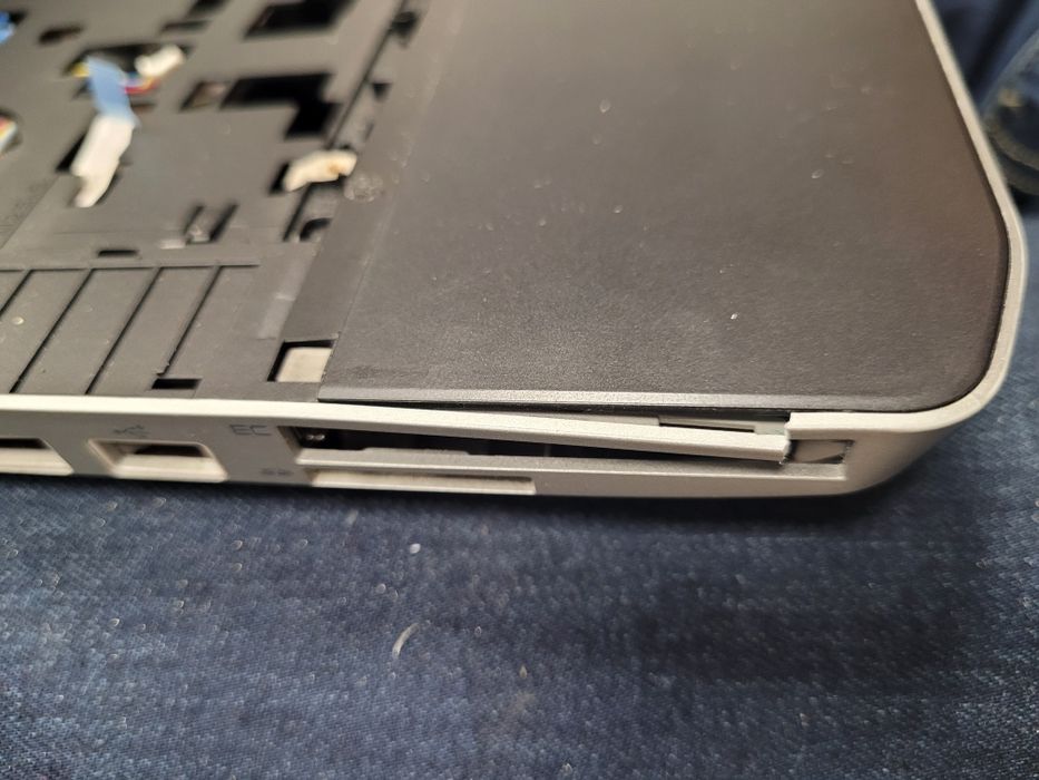 Dell Latitude E5420 - kompletna obudowa