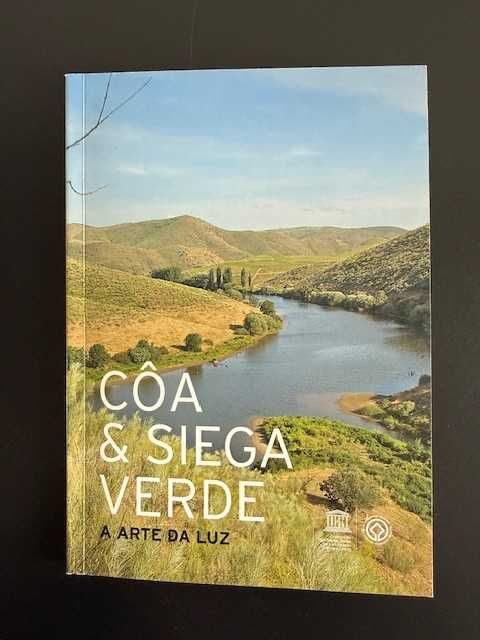 Livro "Côa & Siega verde" A arte da Luz