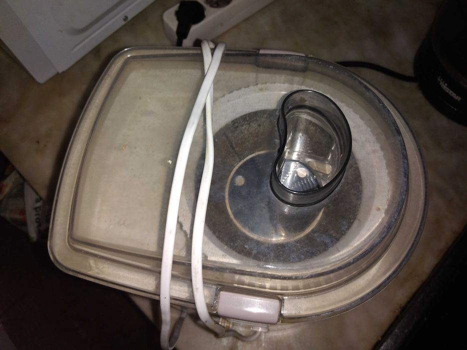 Máquina de fazer sumos funcional