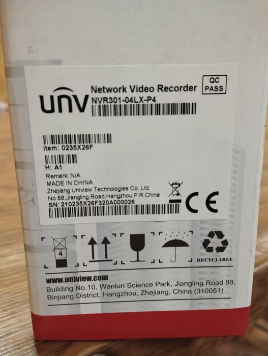 Сетевой IP видеорегистратор Uniview NVR301-04LX-P4