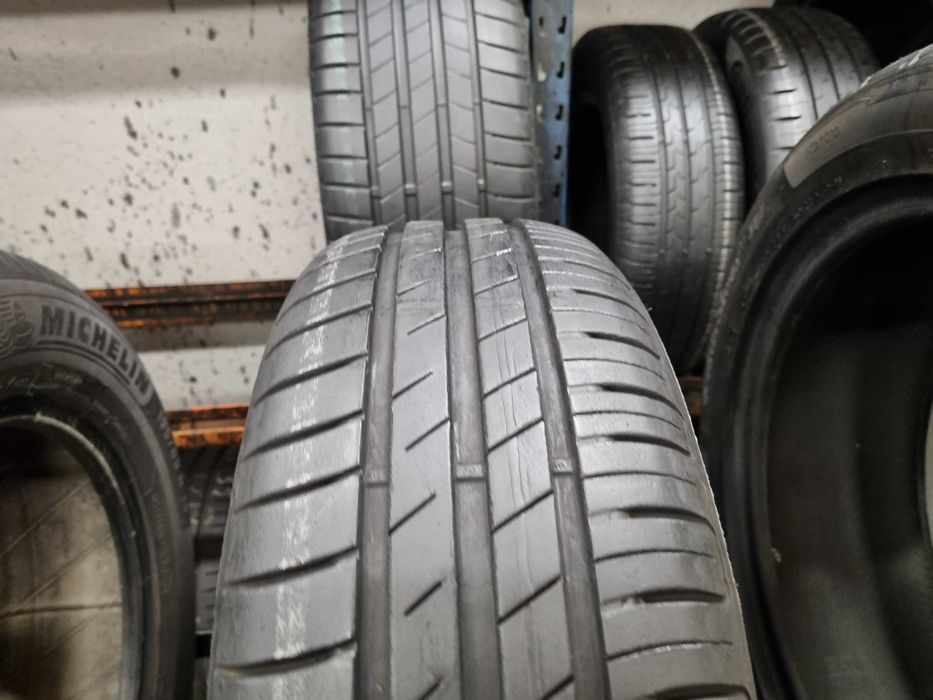 195/65/15 91V Goodyear Efficient Grip Preformance Dot.0118R
