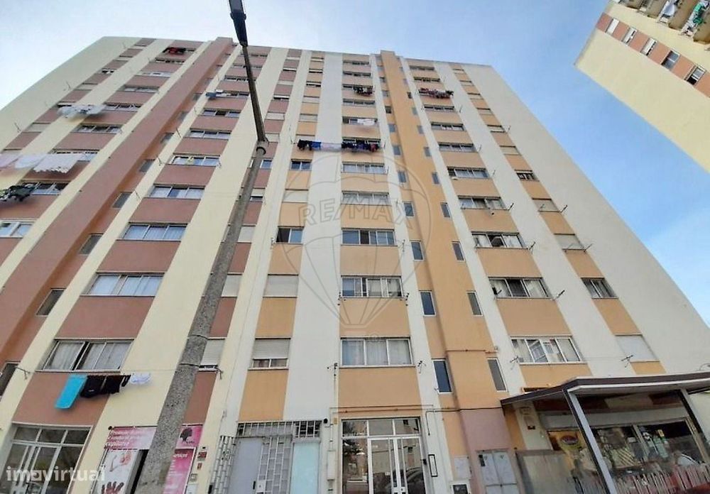 Apartamento T2 para venda — Carregado E Cadafais, Lisboa